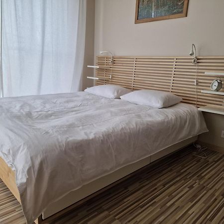 ApartGolf Sobienie Królewskie Sobienie Szlacheckie Exterior foto