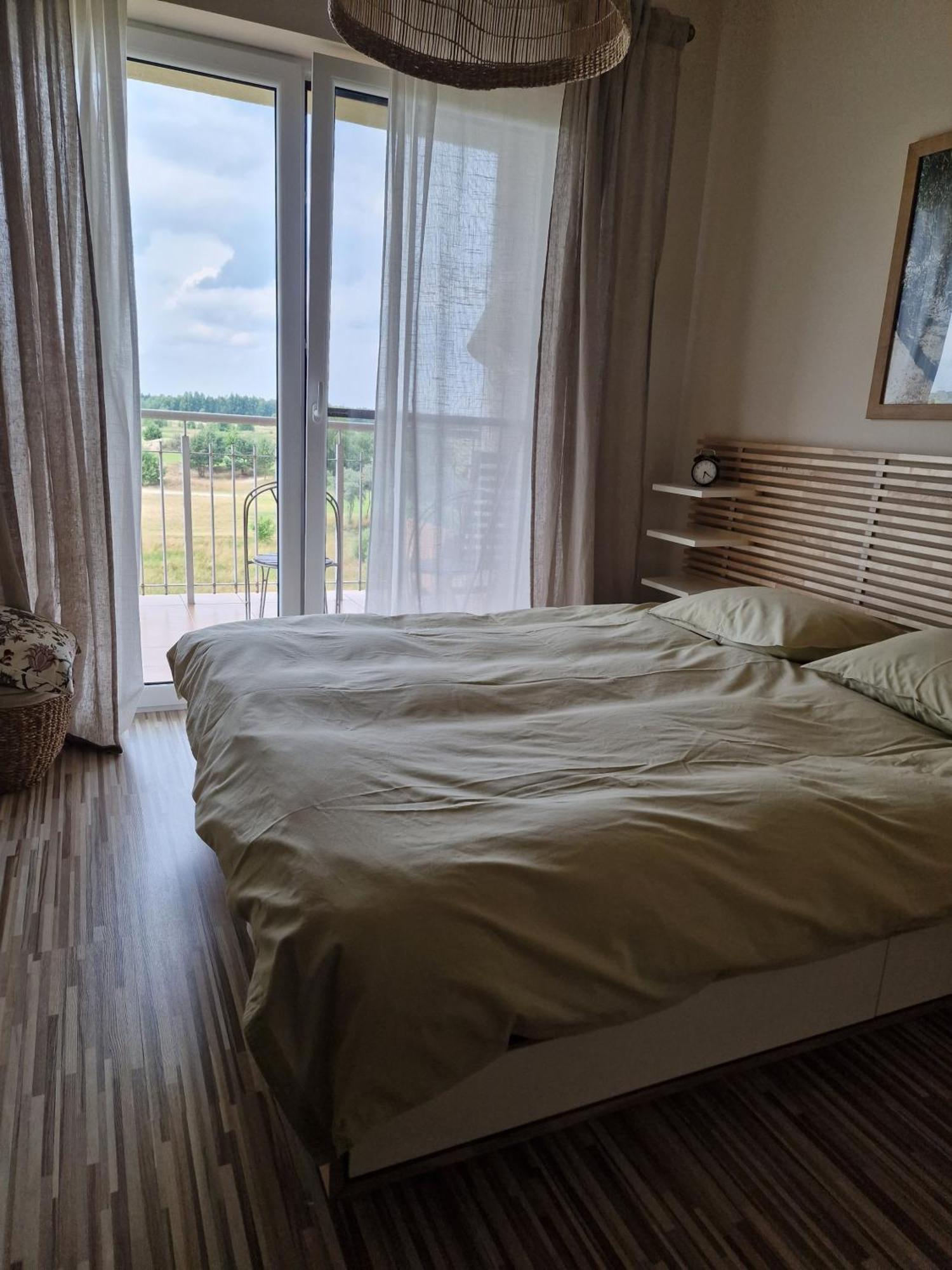 ApartGolf Sobienie Królewskie Sobienie Szlacheckie Exterior foto
