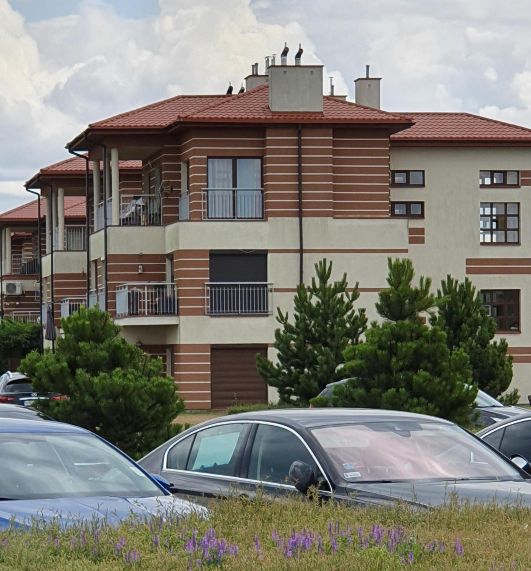 ApartGolf Sobienie Królewskie Sobienie Szlacheckie Exterior foto