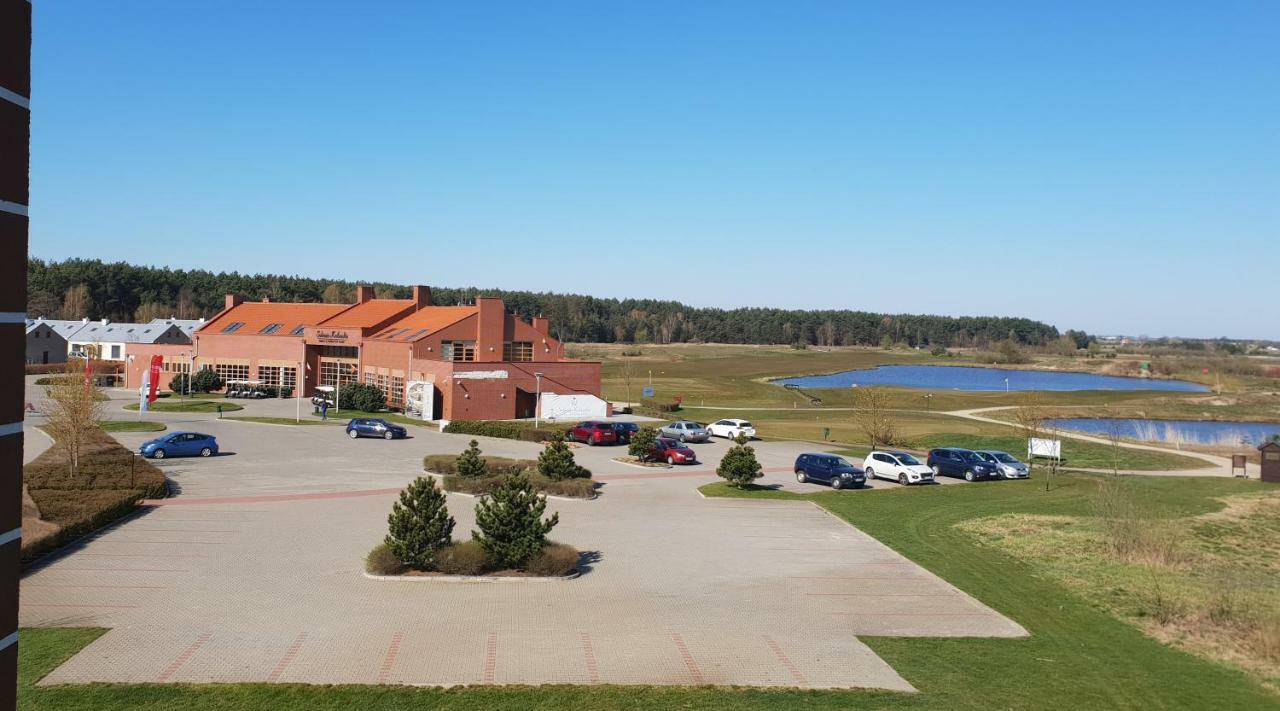 ApartGolf Sobienie Królewskie Sobienie Szlacheckie Exterior foto