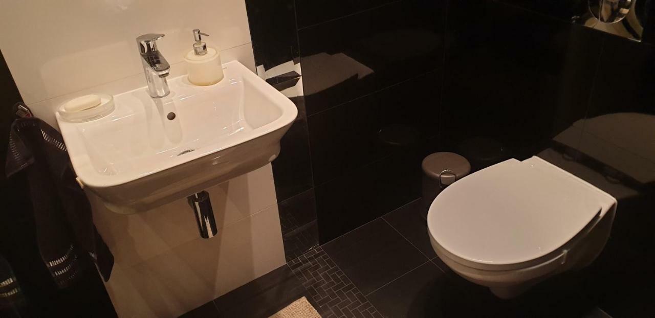 ApartGolf Sobienie Królewskie Sobienie Szlacheckie Exterior foto